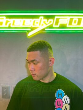 グリーディーフォックス 代々木(Greedy FOX) アップバング/ツーブロックマッシュ/束感/波巻き[シェービング]