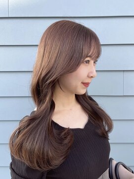 ビビバイベル(BiVi by BHEL) グレージュミルクティーベージュカラー韓国レイヤーカット桑名