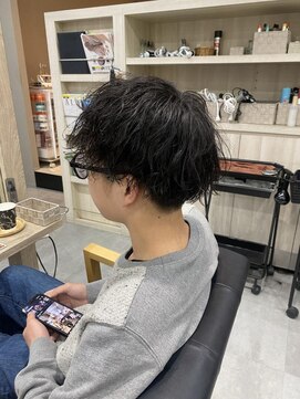 ヨロ(YoLo.) メンズパーマ