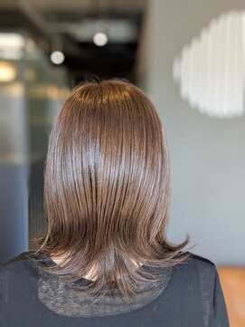 ジールヘアー(GIIL HAIR) これからの季節に柔らかい印象のラテブラウンカラー♪