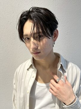 ファルベ(Farbe) サーフカール/刈り上げセンターパート/波巻きツイストスパイラル