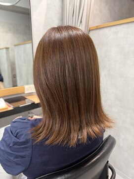 クラン 岡本(Chlan) 切りっぱなしロブ モカベージュ