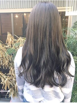 ロイ プラスアティック(roi ＋attic) 谷町6丁目美容室◇異空間美容室roi◆