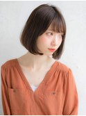 ココアベージュ　小顔ボブ