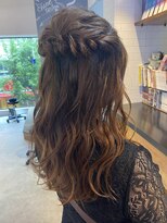 シーン 池袋(scene.)&nbsp;scene.【シーン】【池袋 西口徒歩3分】ハーフアップアレンジ