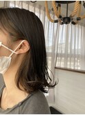 ナチュラルイヤリングカラー×パツっとロブ