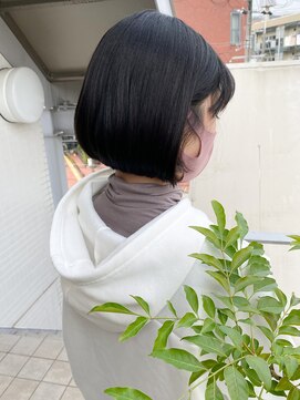 オーシャン(Ocean) ［OCEANHair&Life水田成美］ワンレンボブ/前下がりボブ/ミニボブ