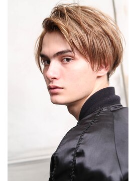 ルックグッドストア(LOOK GOOD STORE) センターパート ハイトーン 韓国マッシュ マッシュショート 元町