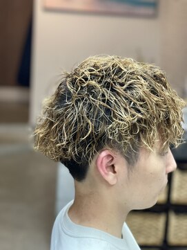 マリモ 蒲生四丁目店(MARIMO) メンズパーマスタイル