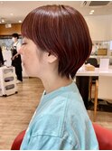 20代30代40代大人可愛い艶髪レッド系カラーショートスタイル