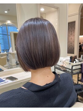 エイミーバイアフロートザガーデン 浦和店(amie by afloat the garden) 浦和店山神お任せ！大人かわいいショート、モカグレージュカラー