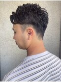 刈り上げショート スパイラルパーマ 束感スタイリング 30代