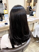 アルターリール(aL ter Rire) 黒髪/ボブルフ/ネビージュ/小顔/ワンレン/杉田花乃