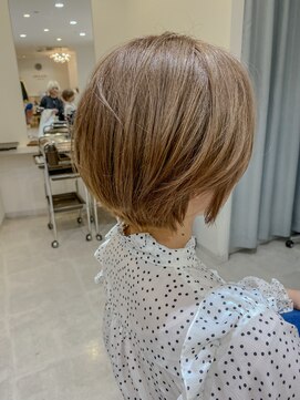 イソラブル 日比野店(ISOLA-blu) ミルクティー