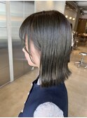 大人可愛い透明感ブリーチなしグレージュ切りっぱなしボブミディ