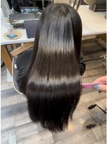 シーン(seen.) 艶感ロング×美髪矯正【平】