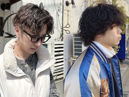 オムファミーユラグ(homme, famille raugh)の写真