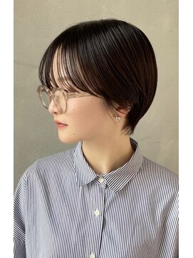 大人ショートヘアハンサムレイヤー前髪くびれボブ20代30代40代