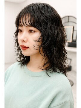 ラレイ ハラジュク(Lalei harajuku) 原宿ミディアムレイヤーウルフヘアスパイラルパーマ20代30代40代