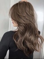 サイン 表参道(SIGN)&nbsp;ハッシュカット顔周りミディアムレイヤーカット表参道髪質改善♪