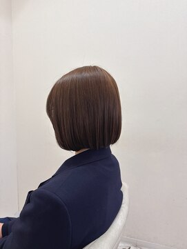 ジーナ 熊本(Zina) 明るめベージュ/ボブ