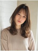 くびれミディアムレイヤー