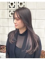 ロコスピアーズ(ROCO SPEARZ)&nbsp;インナーカラーホワイトベージュレイヤーカット顔周りレイヤー