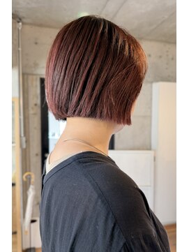 ハイジア(hygea) 30代40代ワインレッド☆ぱっつんボブ切りっぱなしボブ大人ボブ