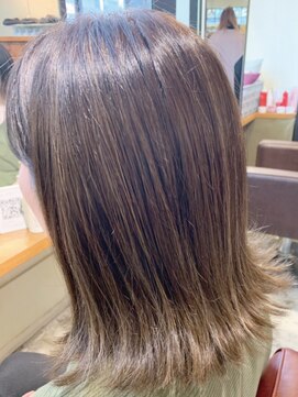 ラソ バルコ(LAZO barco) 切りっぱなしボブ×オリーブベージュハイライト