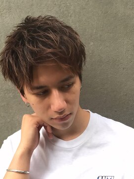 フィフス(fifth) ショートレイヤー七三オールバックかき上げヘアツーブロック