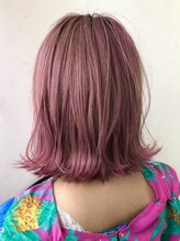周りと差をつけるならダブルカラーでオシャレなヘアスタイルに♪」