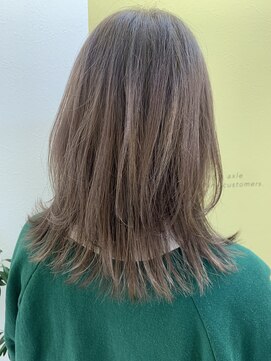 ハブ(hub) ウルフカット