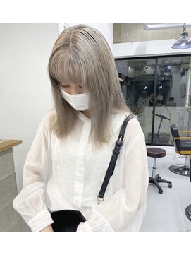 チーカ(chica) ホワイトカラー