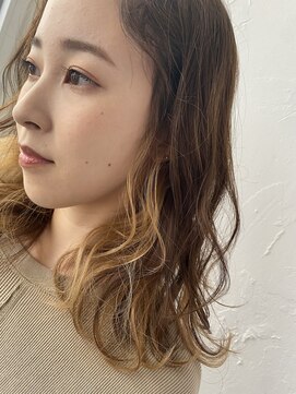 ヘアーアンドファッションシオミエイチ (hair＆fashion shiomi H) 【古谷】イヤリング/インナーカラー