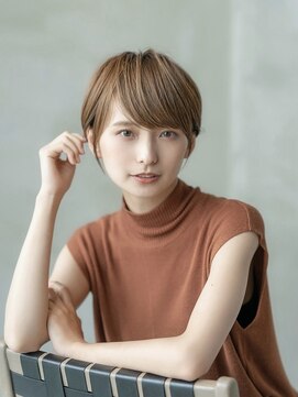 エースハバナ 渋谷(1 HAVANA) ヌーディカラー/前下がりボブ/小顔ヘア/大人ボブ