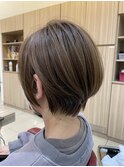 ショート/ショートボブ/シルキーベージュ/アースカラー/30代40代