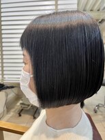 ラウラアンドロー(LAURA&RO) 丸っこショートボブ