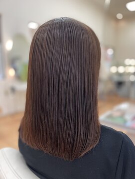 ラヴィアンローズ(La vie en rose) ミディアムロングカット