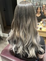 アフィナー(Afinar) ホワイトバレイヤージュ