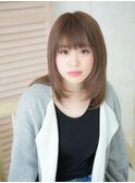 デザインカラー/シルキーベージュ/グレージュカラー/斜めバング