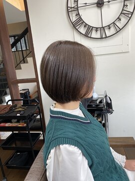 ヘアーサロン リバース(Hair Salon Rebirth) グレージュ