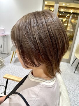 ゼストララ(ZEST Lara) 【YUICHI】ウルフレイヤー×髪質改善 【吉祥寺】