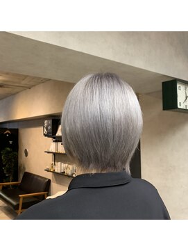 グランルッソ 岡山駅前(GRAN LUSSO) ハイトーン グレーシルバー