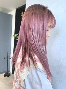 イリ 心斎橋(ili) ピンクカラー