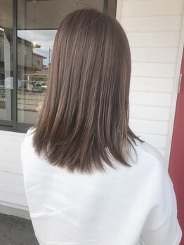 ノイズ(Noi'z)の写真/【透明感×抜け感】お洒落女子から人気の隠れ家サロン◇ダメージレスで、日常に溶け込む柔らかいstyleに―