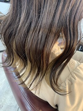 イルダバイエニーハウ 新潟(ilda by anyhow) 明るめベージュのインナーカラー