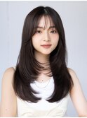 イメチェンミディアムレイヤーロングレイヤーカット顔周りカット