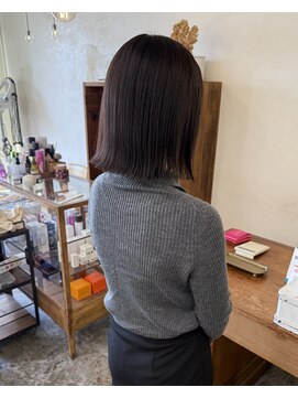 スロウ(sloe) ぱつっとボブ