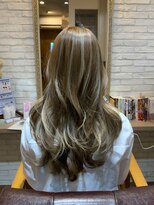 美容室 ポンポネ(Pomponner)&nbsp;明るめハイライトカラー