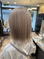 オリノ(olino)&nbsp;【olino】艶ハイトーン20代30代☆ミルクティーグレージュ